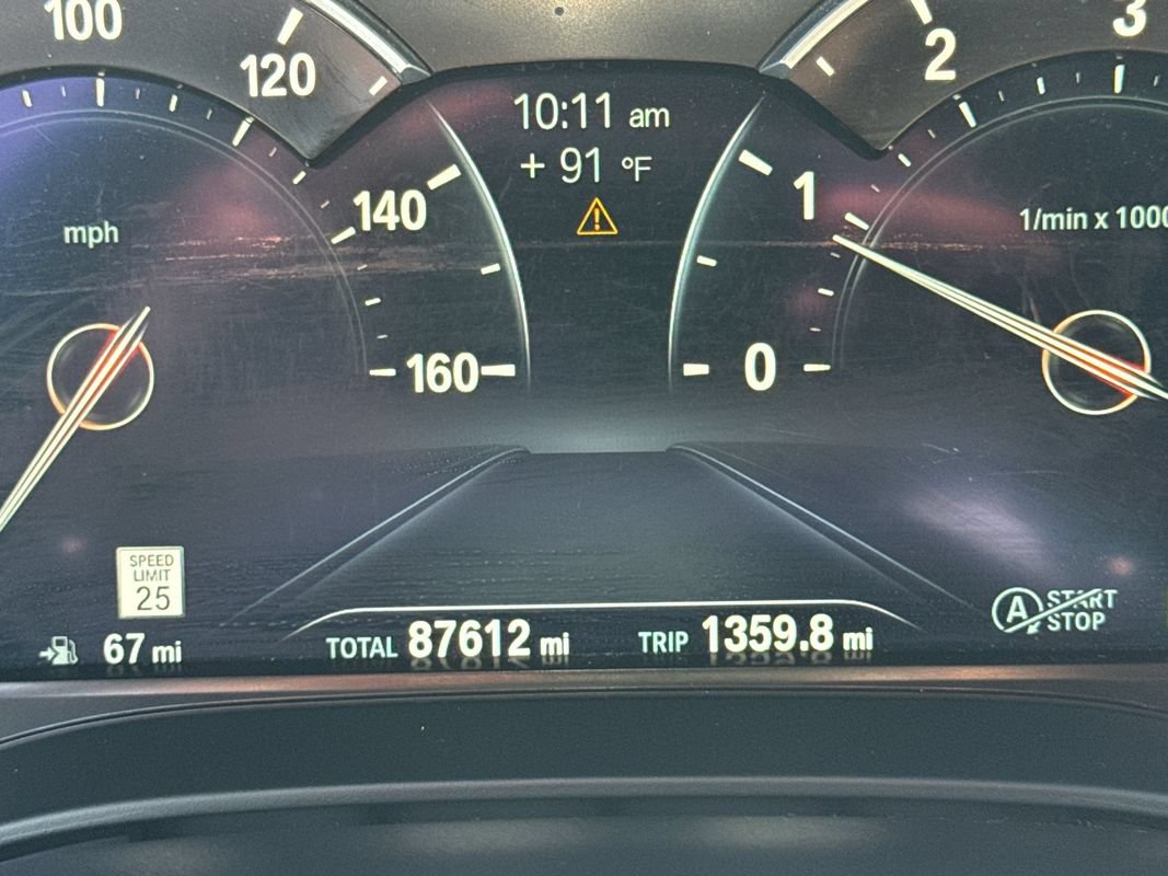 Used 2019 BMW 530i xDrive w/ Convenience Package AWD/4WD image 8