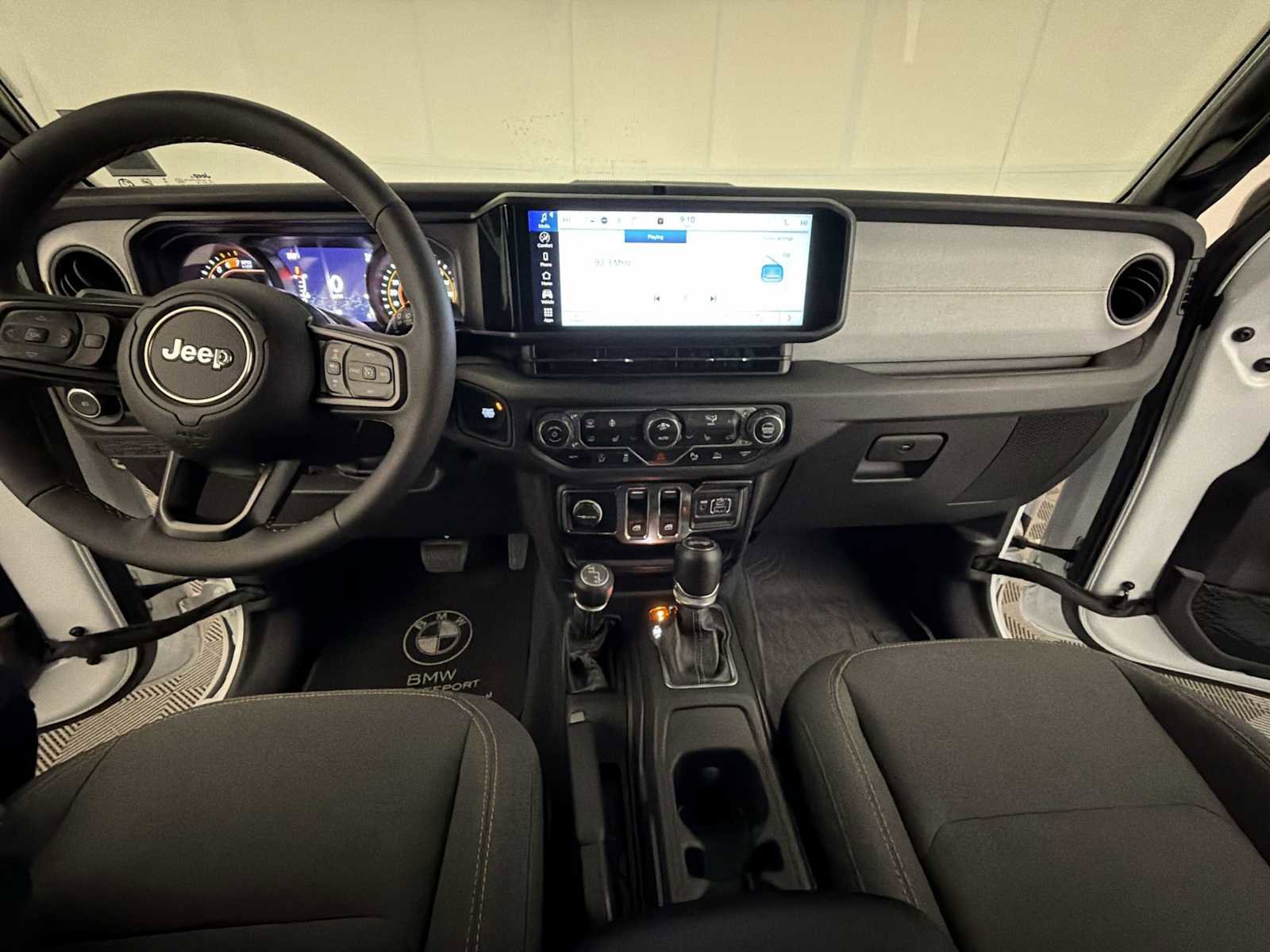 Used 2024 Jeep Wrangler Sport S image 14