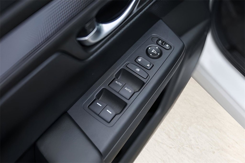 Used 2025 Honda CR-V EX image 27
