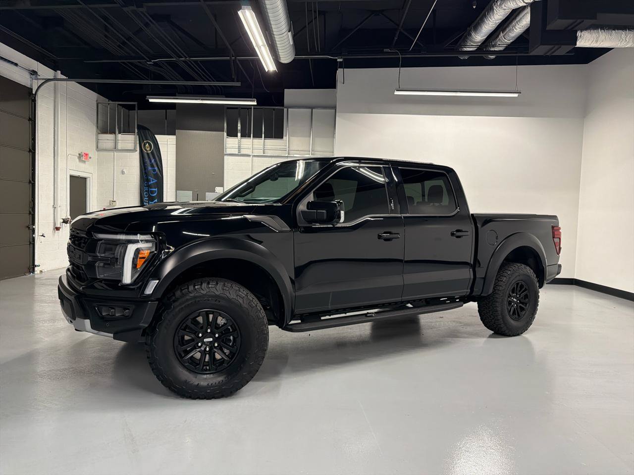 Used 2024 Ford F150 Raptor AWD/4WD image 2