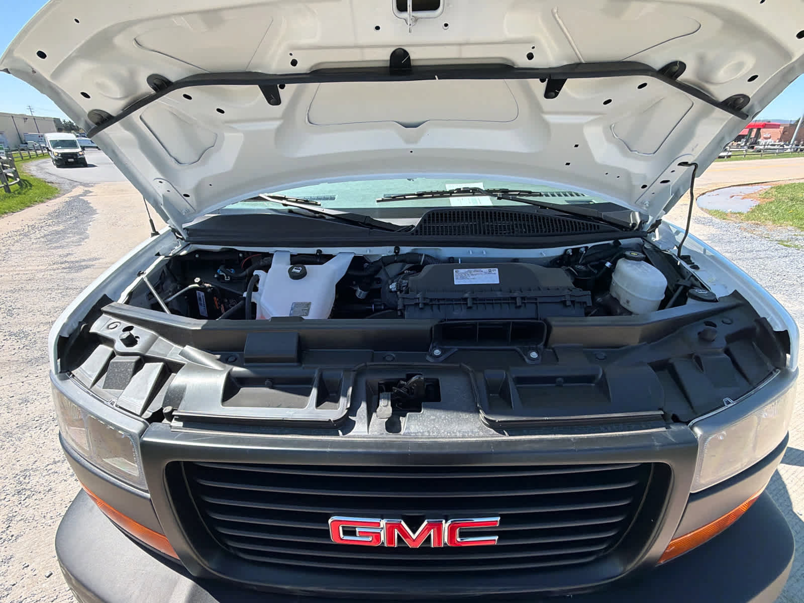 New 2025 GMC Savana 2500 w/ Driver Convenience Package RWD image 6