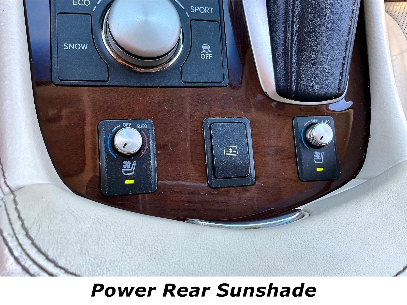 Used 2013 Lexus LS 460 AWD w/ Comfort Pkg image 40