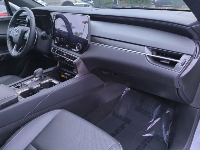Used 2025 Lexus RX 350h w/ Convenience Package image 36