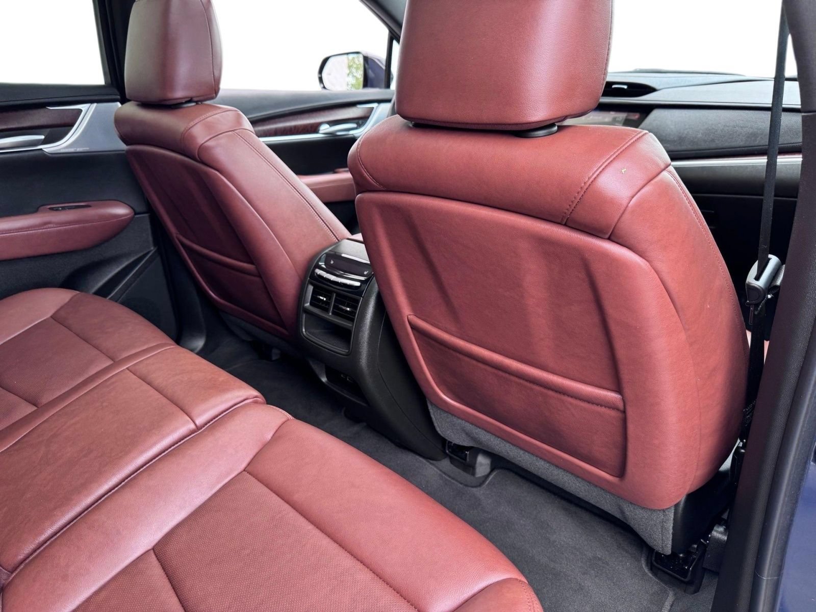 Used 2024 Cadillac XT5 Premium Luxury image 14
