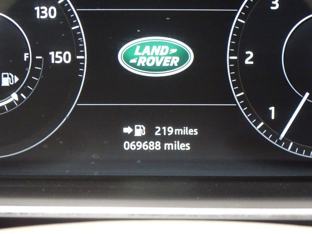 Used 2017 Land Rover Range Rover HSE AWD/4WD image 47