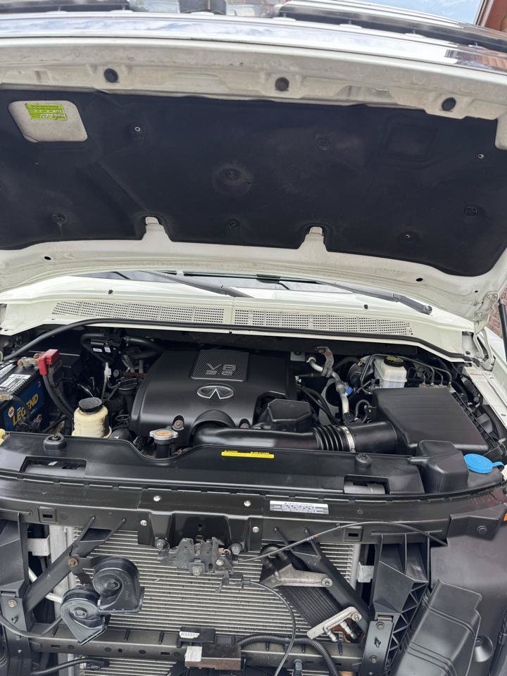 Used 2010 INFINITI QX56 4WD w/ Technology Pkg image 27