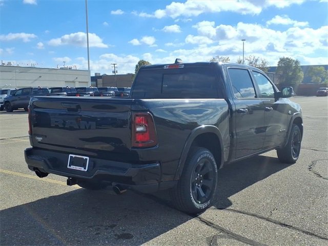 New 2026 RAM 1500 4x4 Crew Cab image 5