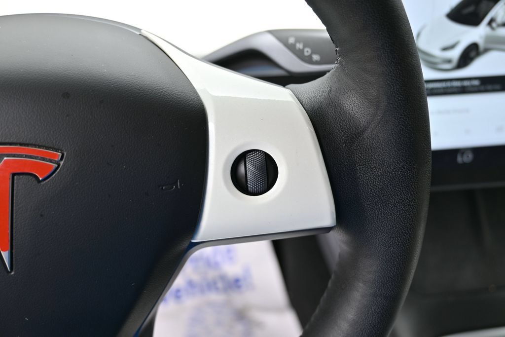 Used 2022 Tesla Model 3 Performance AWD/4WD image 16
