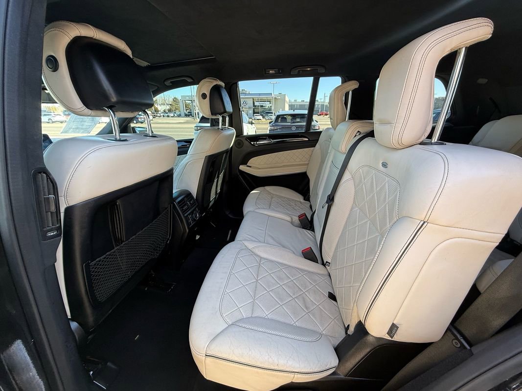 Used 2017 Mercedes-Benz GLS 550 4MATIC image 12