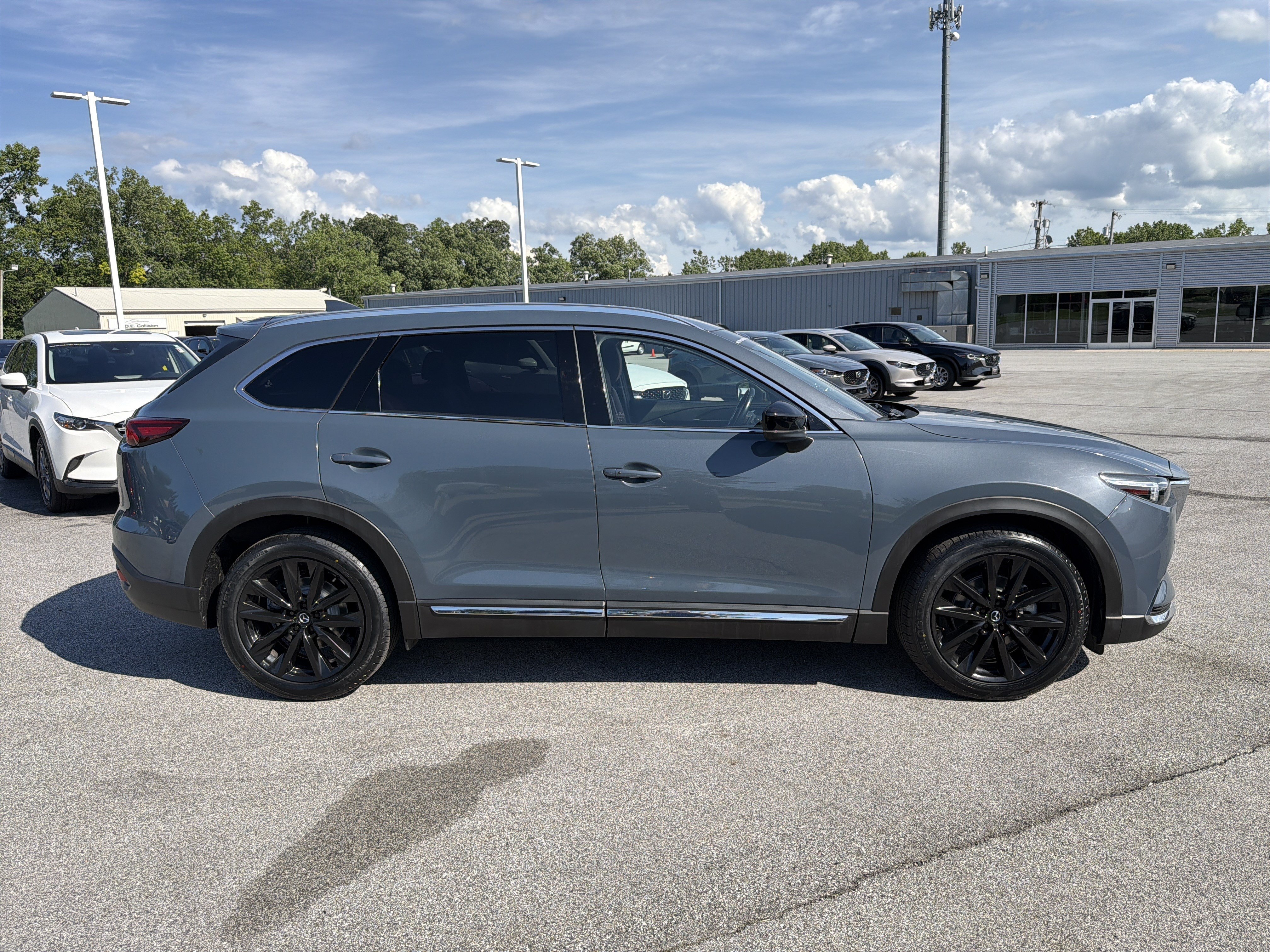 Certified 2023 MAZDA CX-9 Carbon Edition AWD/4WD image 2
