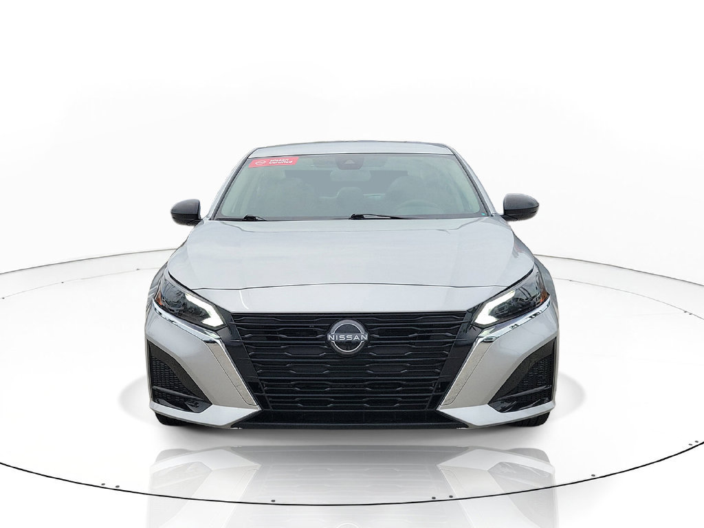 Certified 2024 Nissan Altima 2.5 S FWD image 2