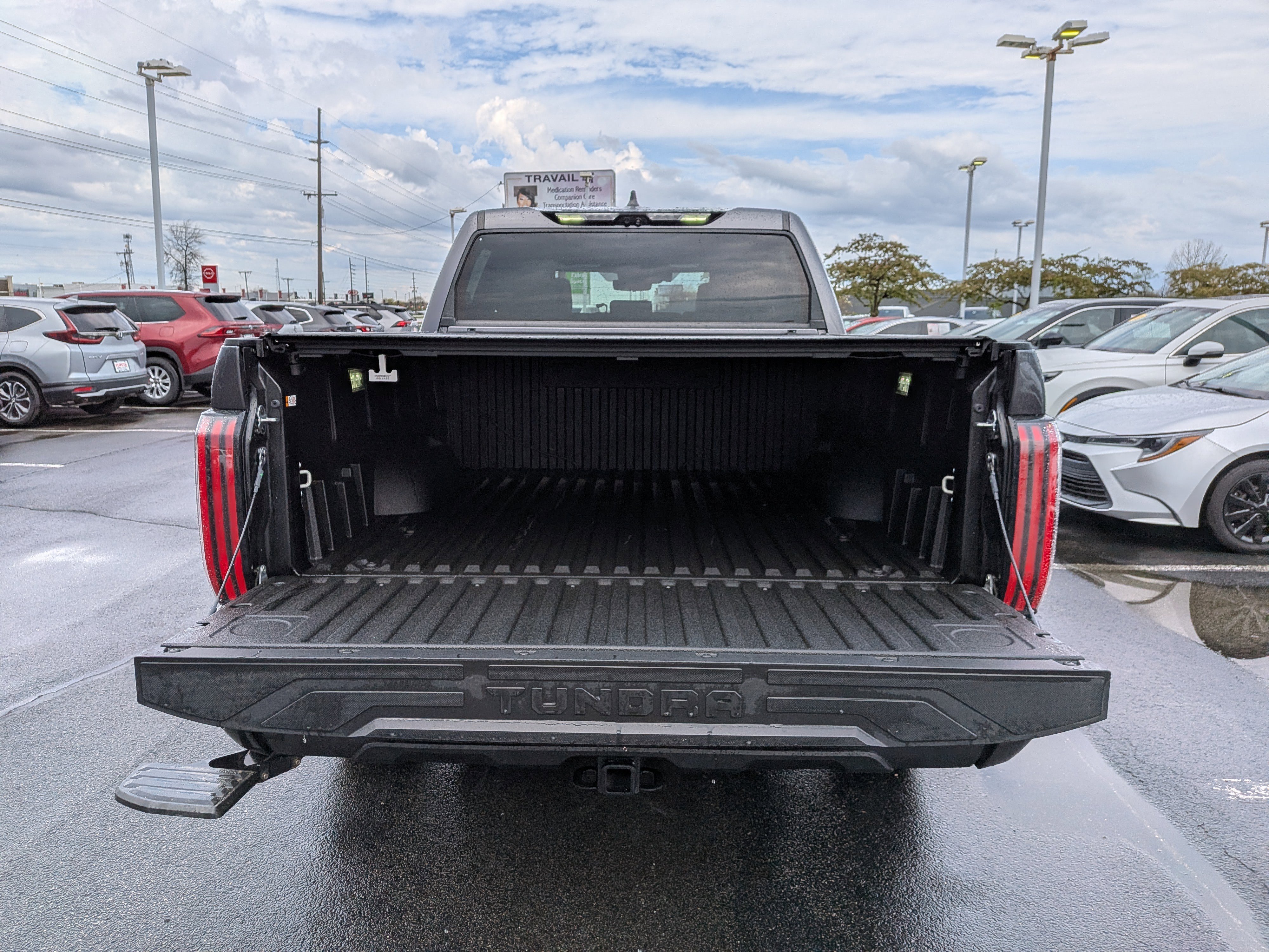 Used 2025 Toyota Tundra Platinum AWD/4WD image 24