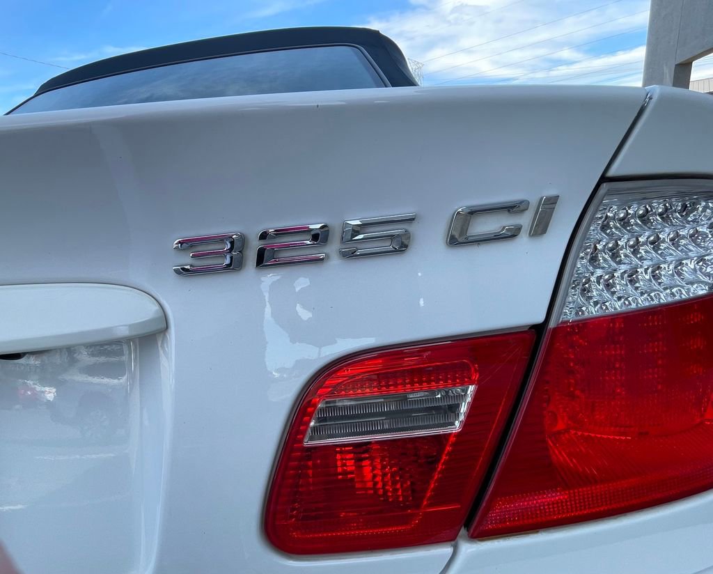 Used 2005 BMW 325Ci Convertible image 30