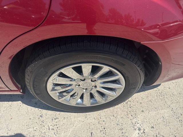 Used 2013 Chrysler 300 image 13