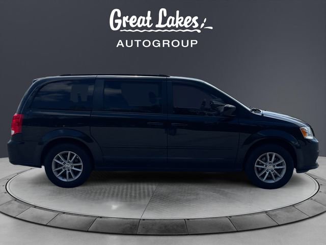 Used 2016 Dodge Grand Caravan SXT w/ Rear Park Assist Package FWD image 6