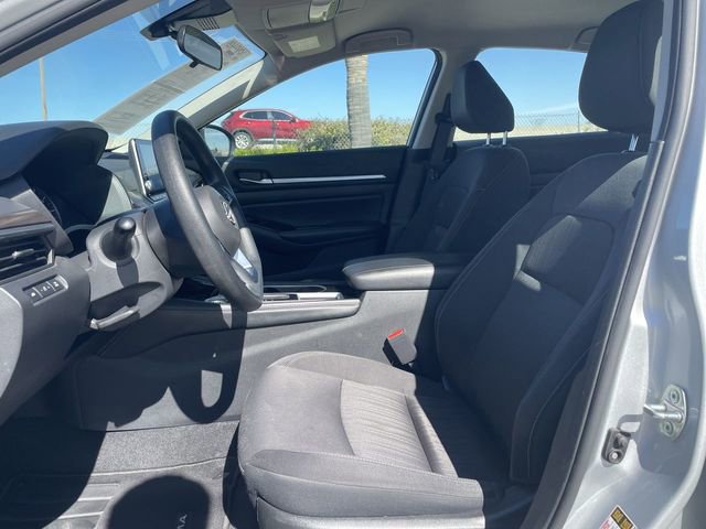 Used 2023 Nissan Altima 2.5 SV image 18