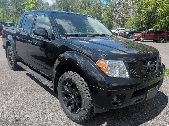 Used 2020 Nissan Frontier SV w/ Midnight Edition Floor Mats AWD/4WD image 3