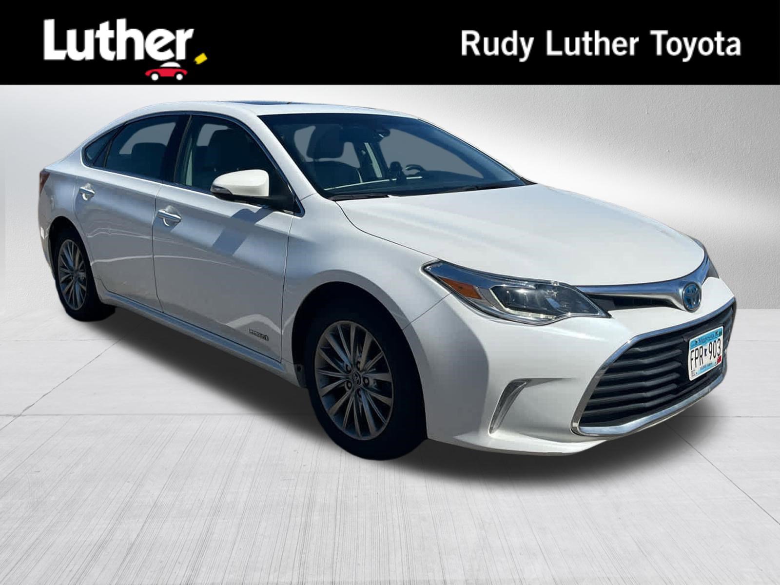 Used 2016 Toyota Avalon Limited w/ Toyota Safety Sense Package