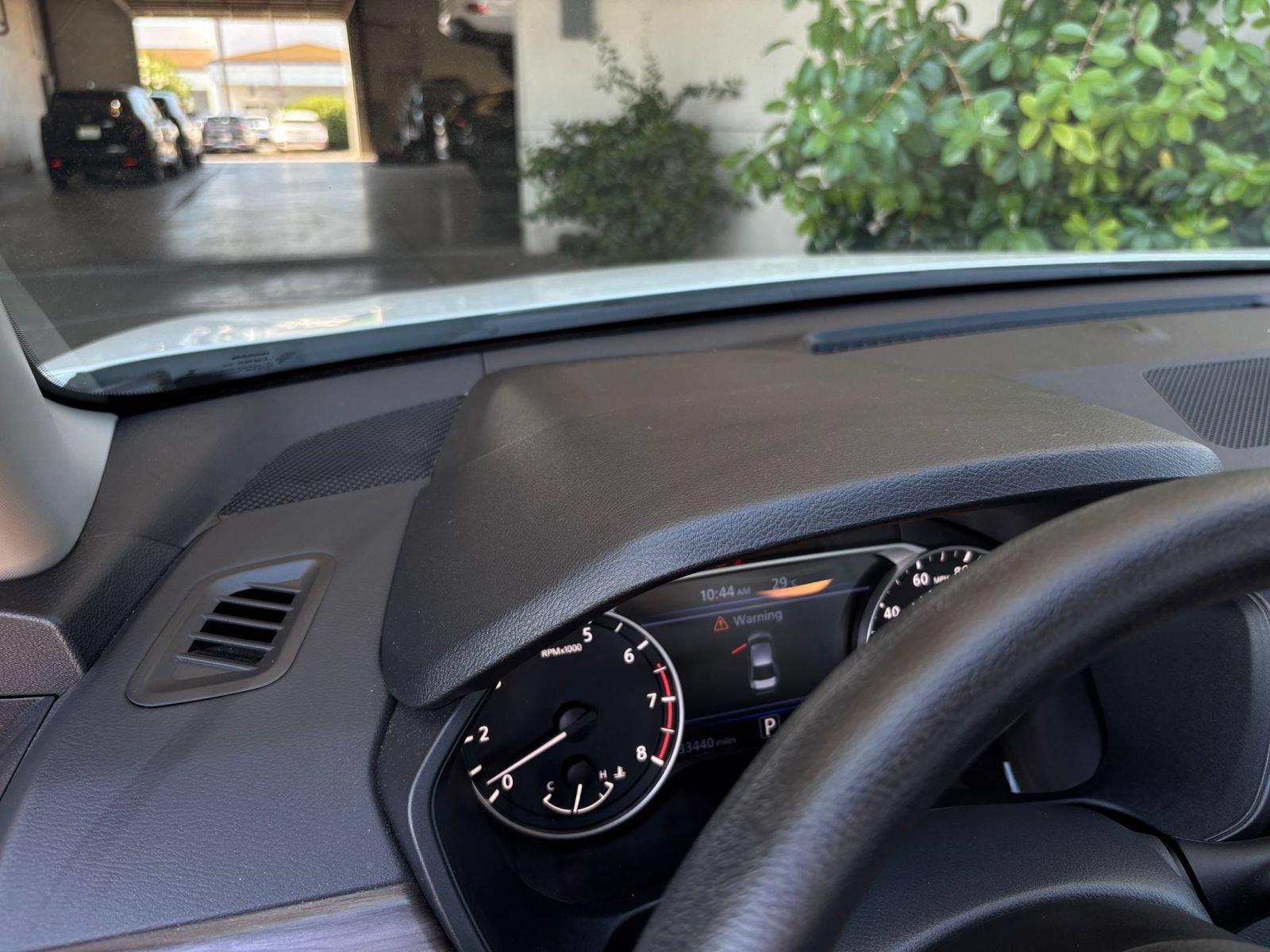 Used 2025 Nissan Altima 2.5 SV FWD image 35