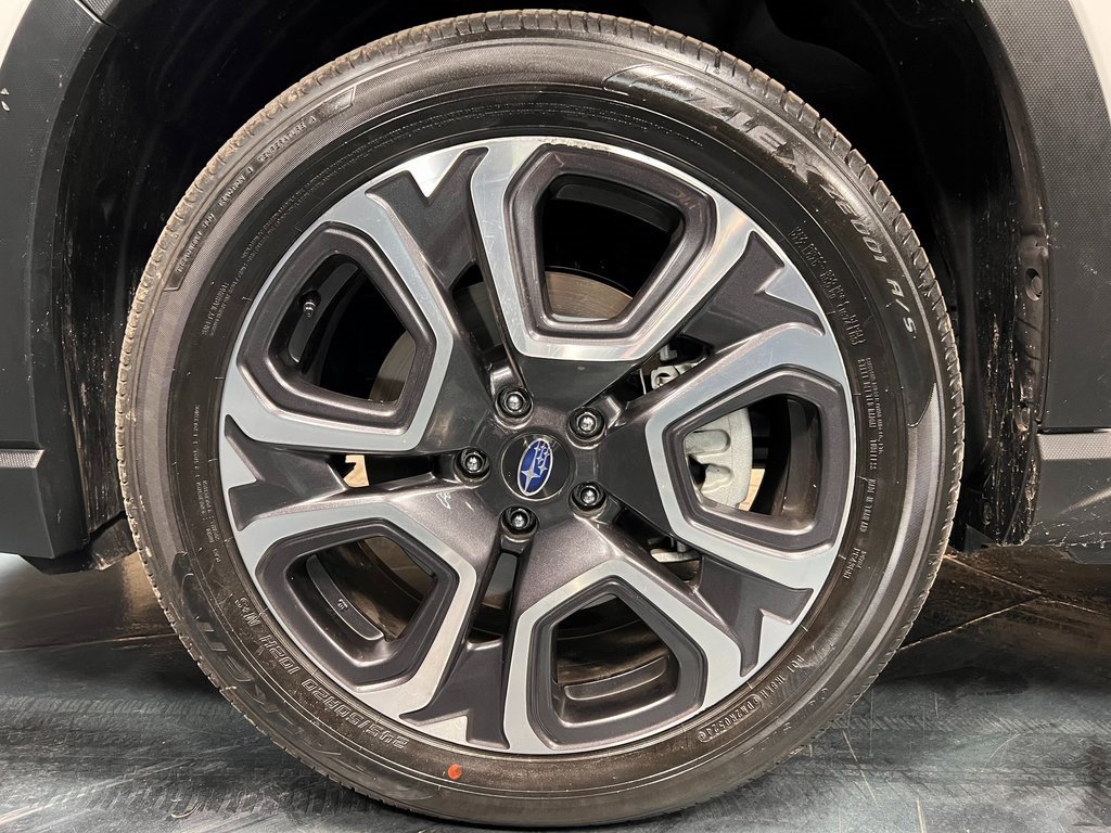 Used 2024 Subaru Ascent Limited w/ Technology Package image 27