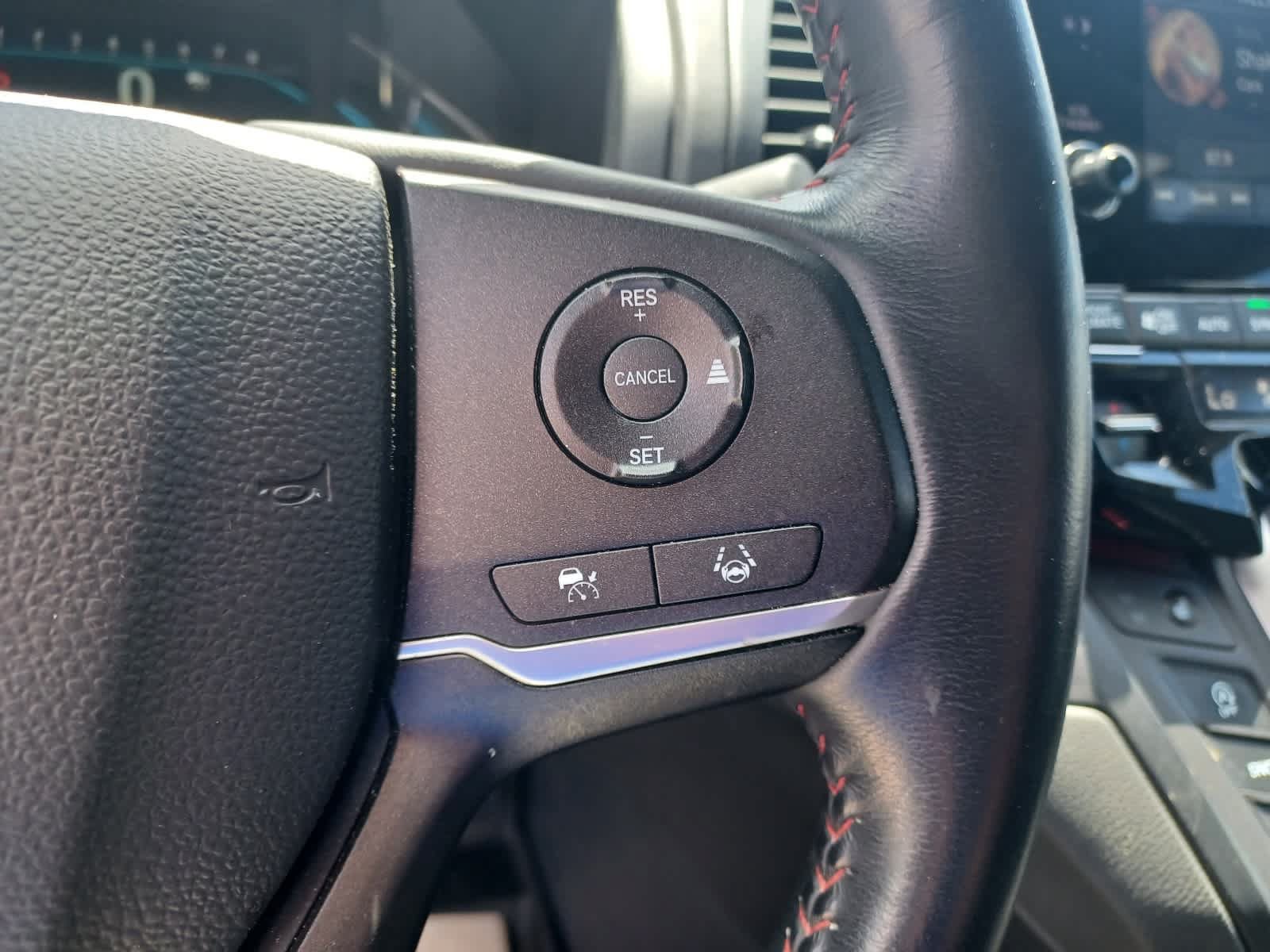 Used 2023 Honda Odyssey Sport image 15