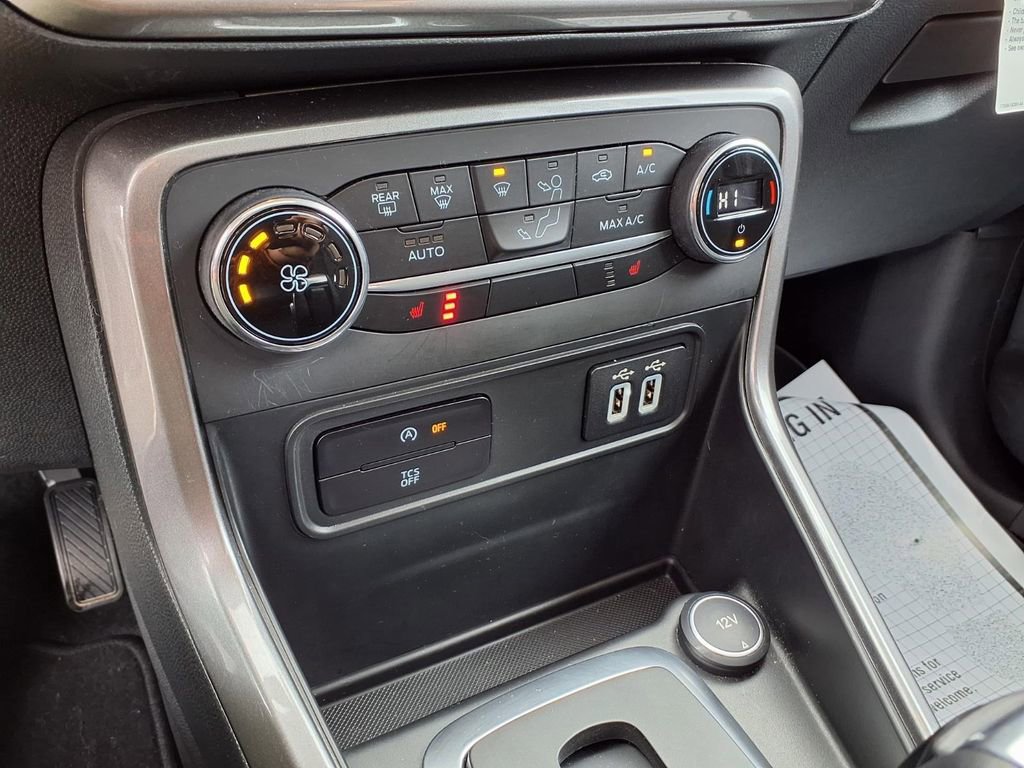 Used 2022 Ford EcoSport SE w/ SE Convenience Package image 17
