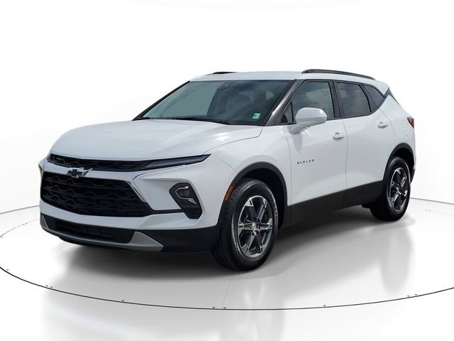 Certified 2024 Chevrolet Blazer LT w/ Convenience Package image 2