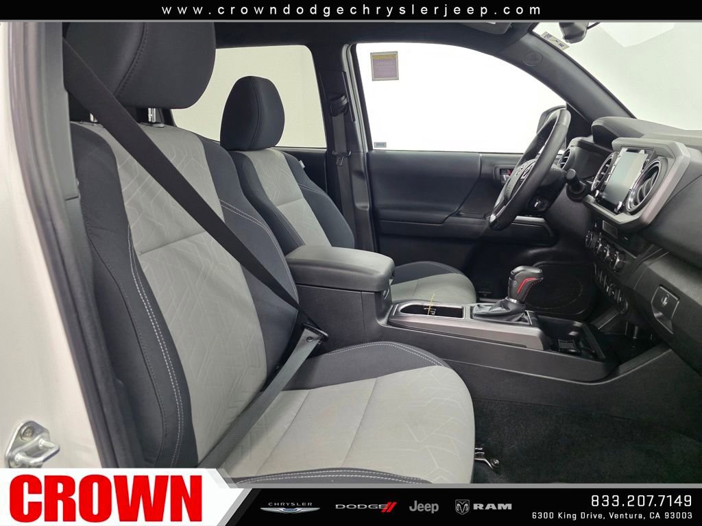 Used 2023 Toyota Tacoma TRD Sport w/ Advanced Technology Package image 10