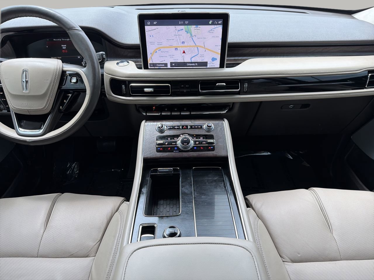 Used 2022 Lincoln Aviator Reserve w/ Equipment Group 201A RWD image 15