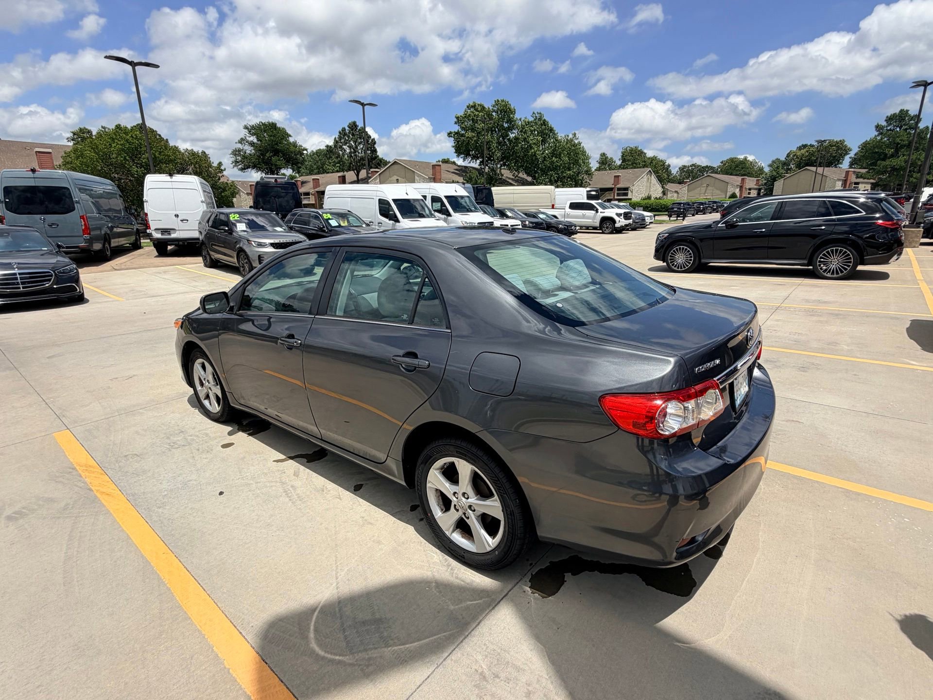 Used 2013 Toyota Corolla LE w/ Premium Pkg FWD image 9