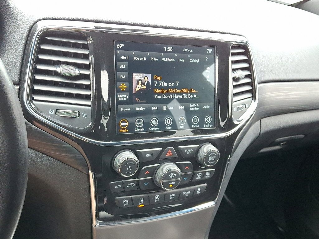 Used 2022 Jeep Grand Cherokee Laredo X image 28