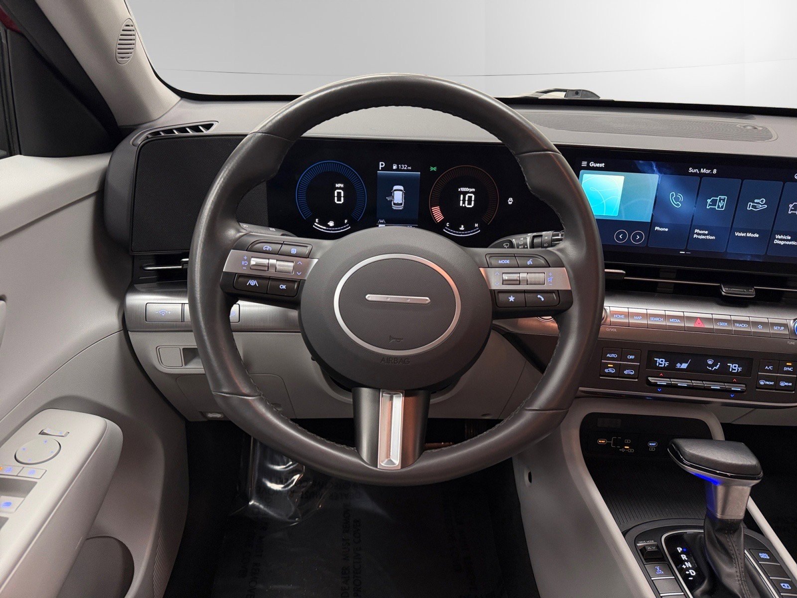 Certified 2025 Hyundai Kona SEL image 12