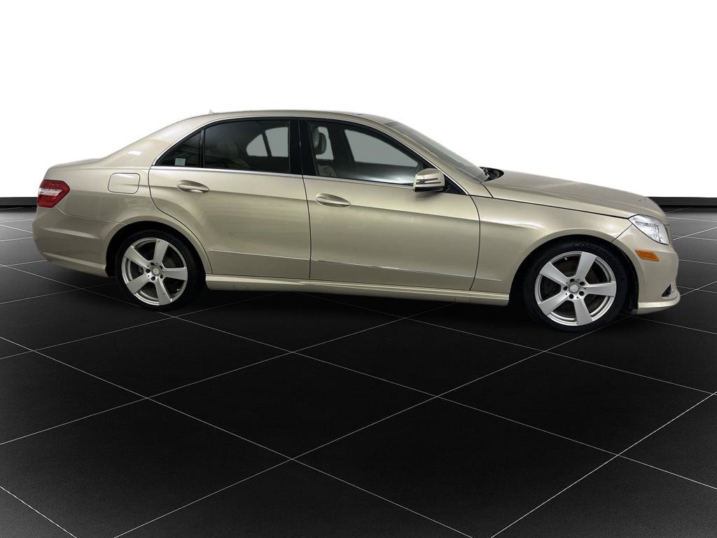 Used 2010 Mercedes-Benz E 350 Sedan image 6