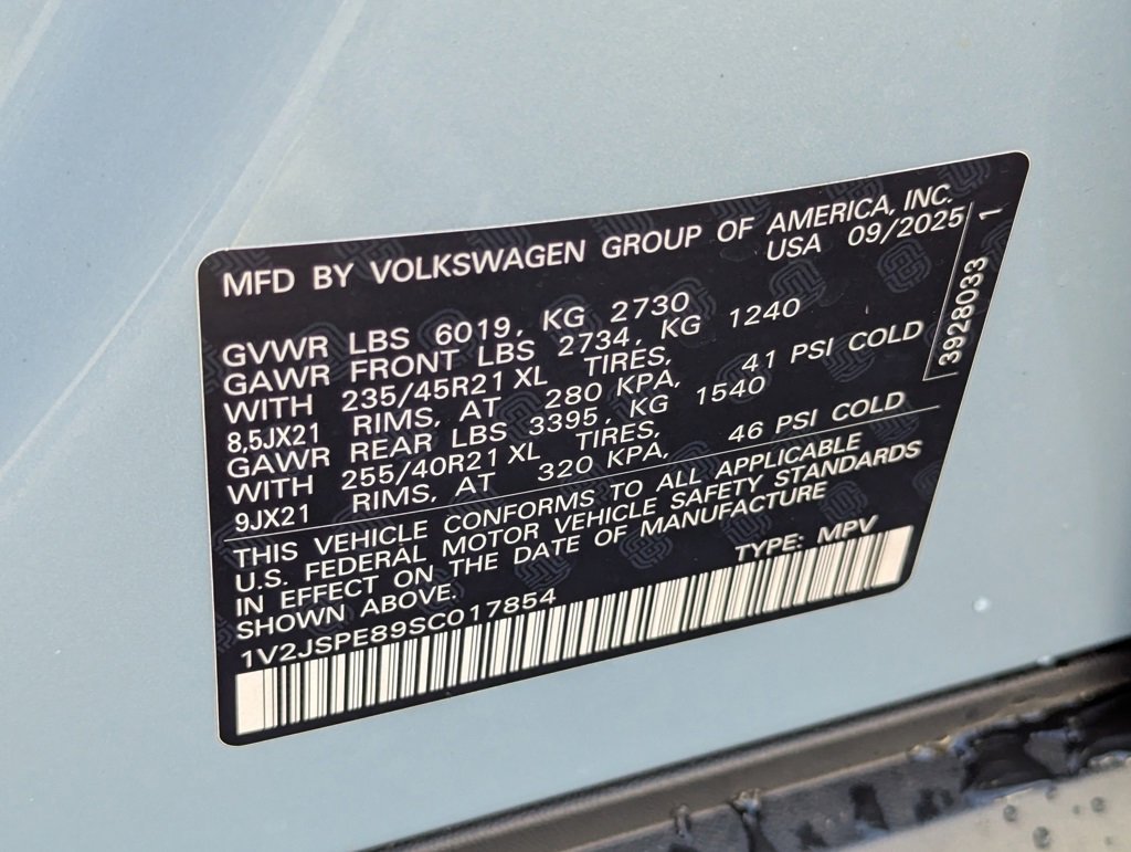 New 2025 Volkswagen ID.4 Pro S Plus image 38