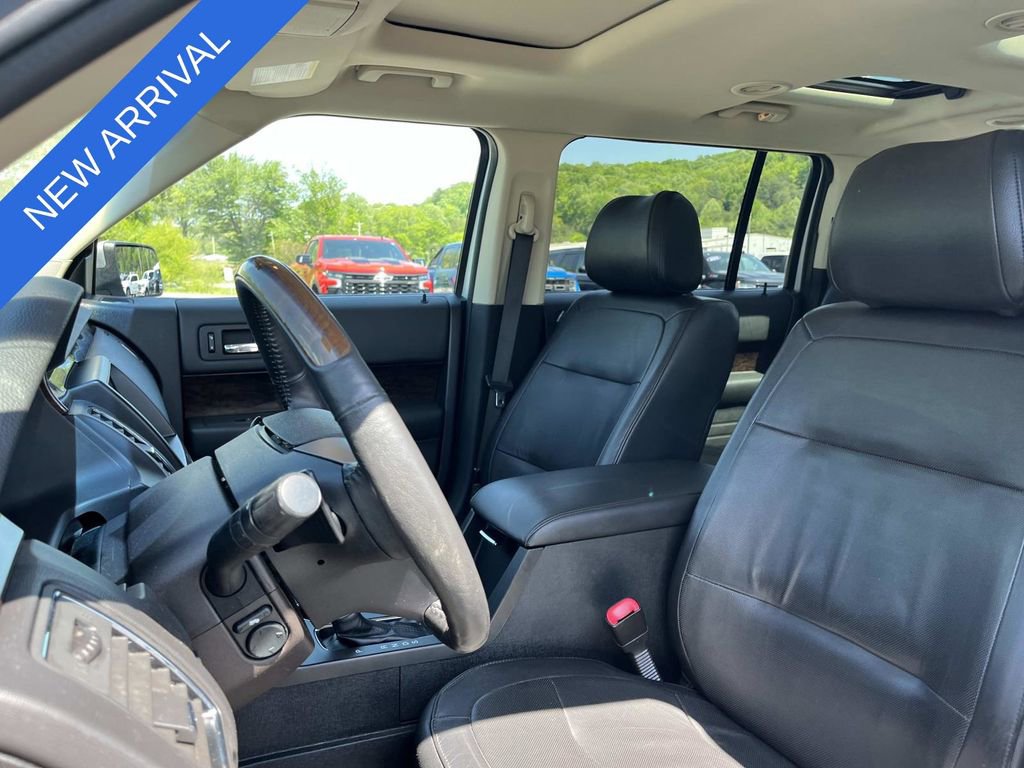Used 2018 Ford Flex Limited w/ Equipment Group 303A AWD/4WD image 28
