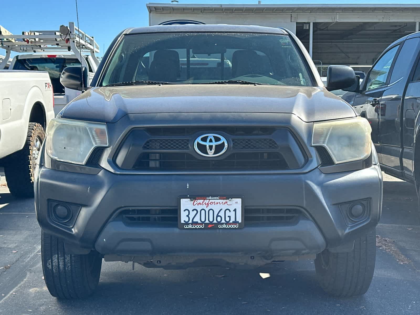 Used 2012 Toyota Tacoma PreRunner w/ Convenience Pkg RWD image 2