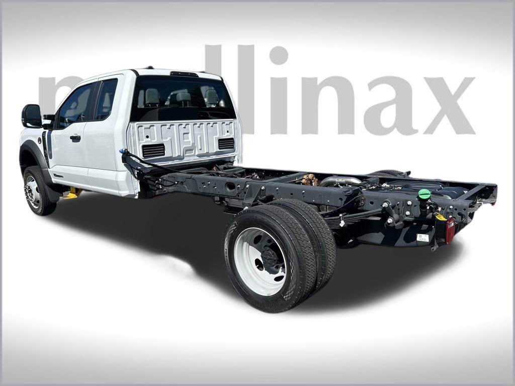 New 2025 Ford F550 4x4 SuperCab Super Duty image 5