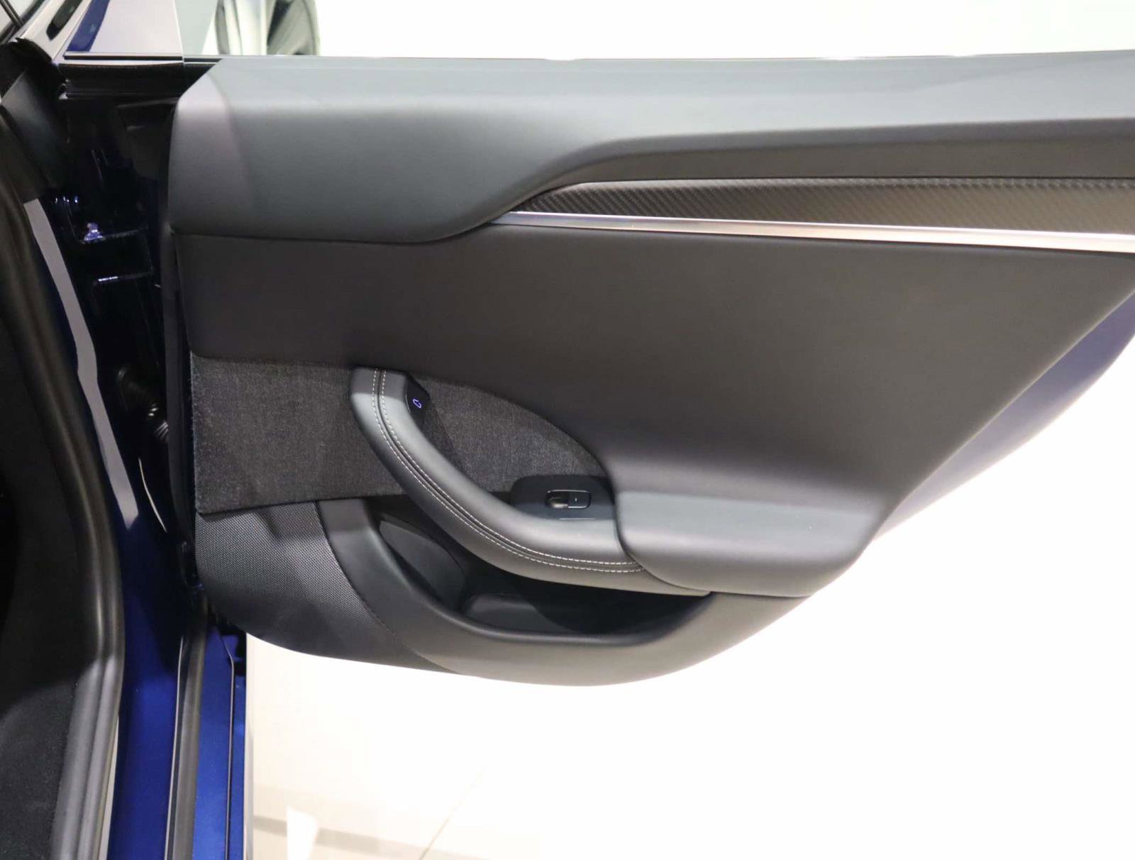 Used 2021 Tesla Model S Plaid image 13