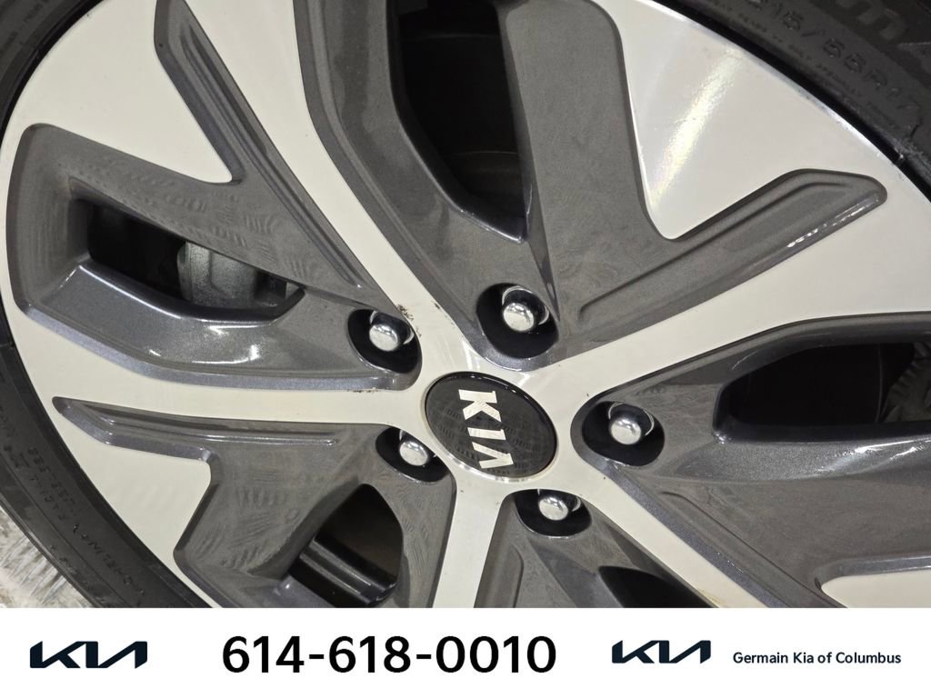 Certified 2020 Kia Niro EX w/ Cold Weather Package image 12