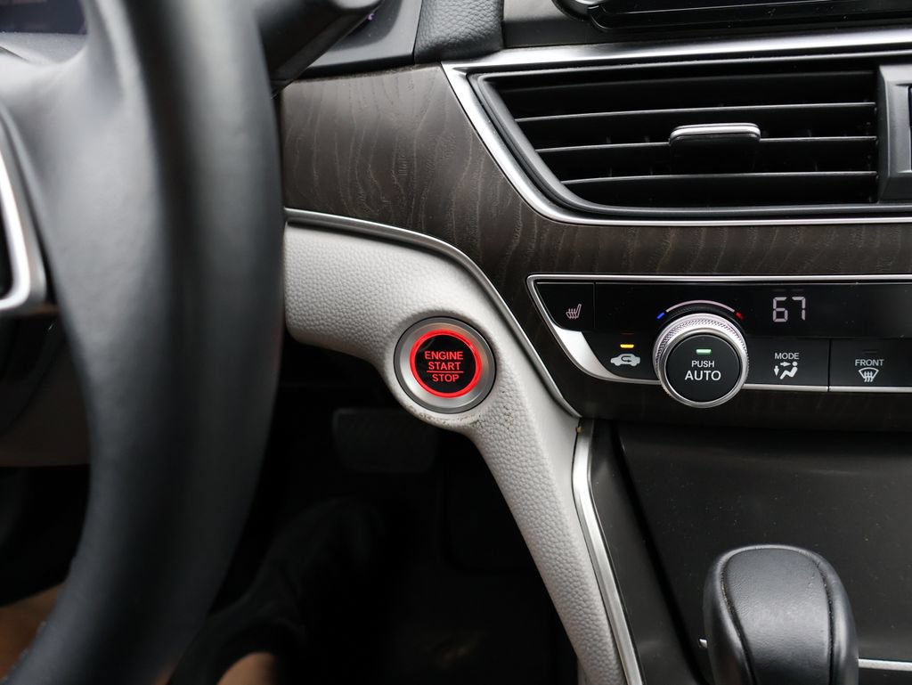 Certified 2018 Honda Accord EX-L image 25