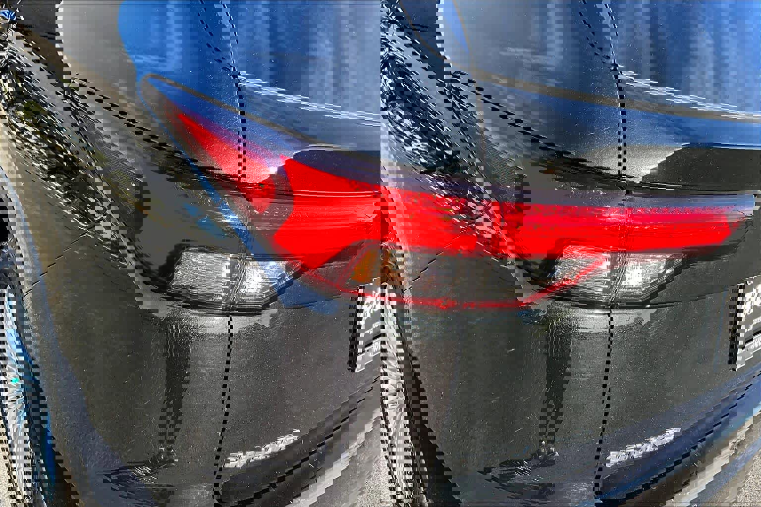 Used 2023 Mitsubishi Outlander ES image 28