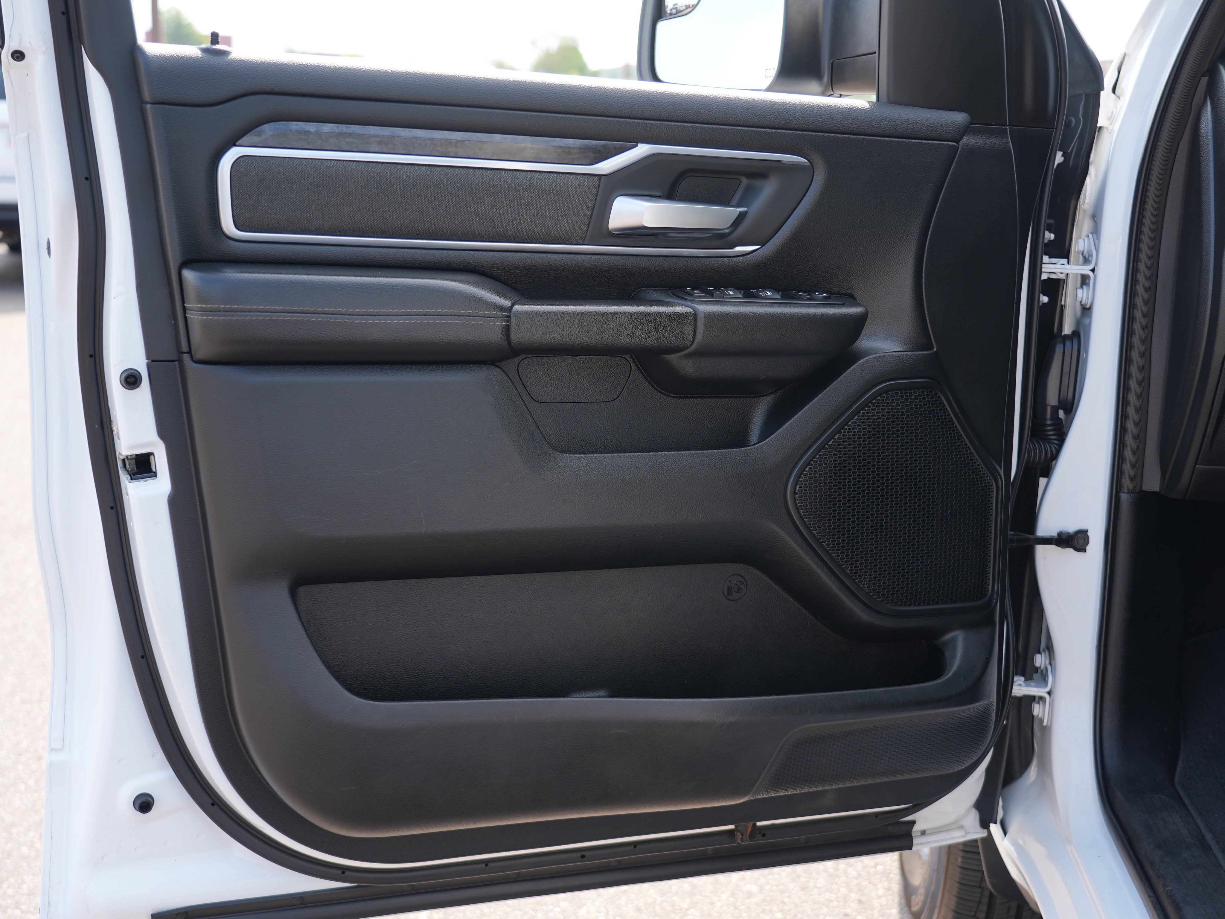 Used 2019 RAM 1500 Big Horn AWD/4WD image 14
