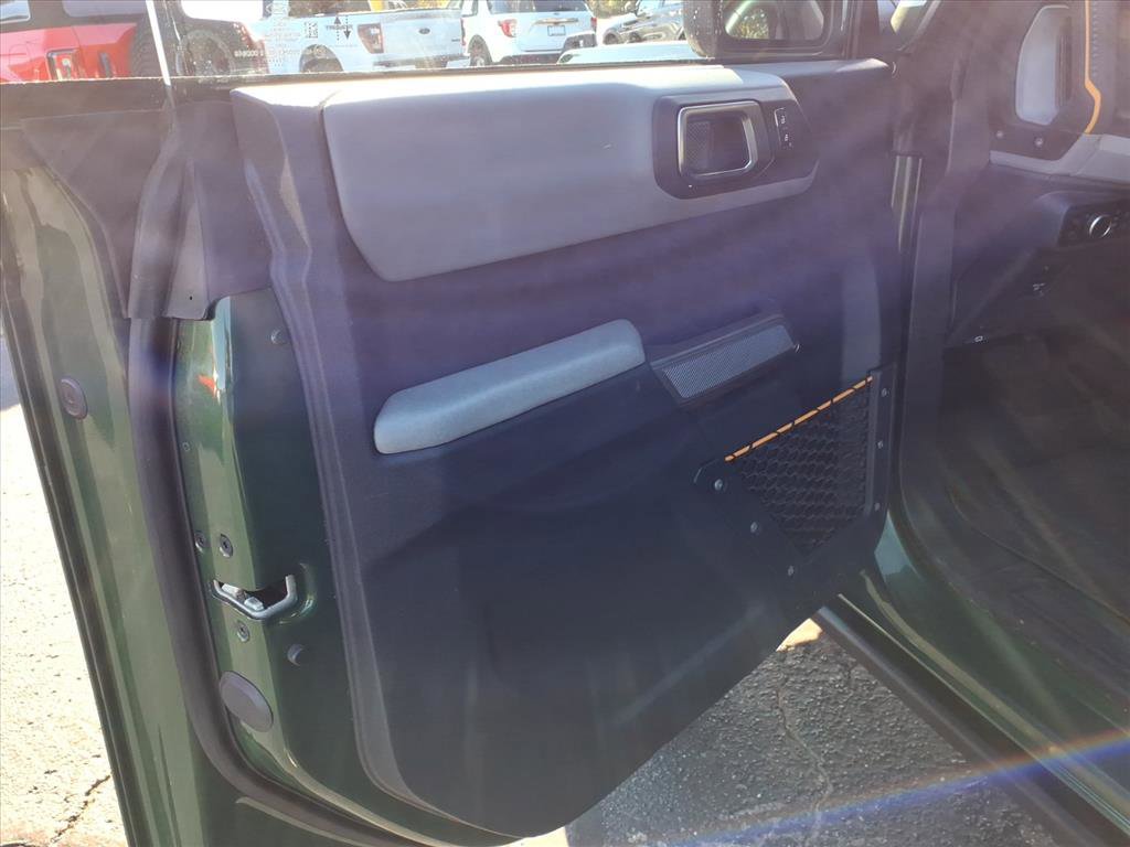 Certified 2023 Ford Bronco Badlands image 4