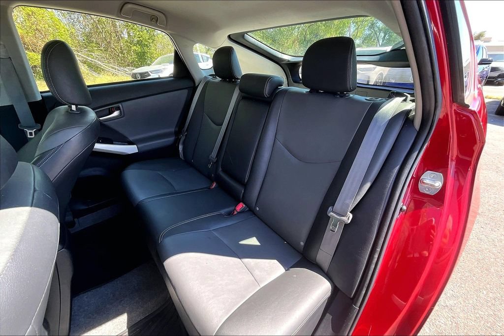 Used 2015 Toyota Prius Four FWD image 36