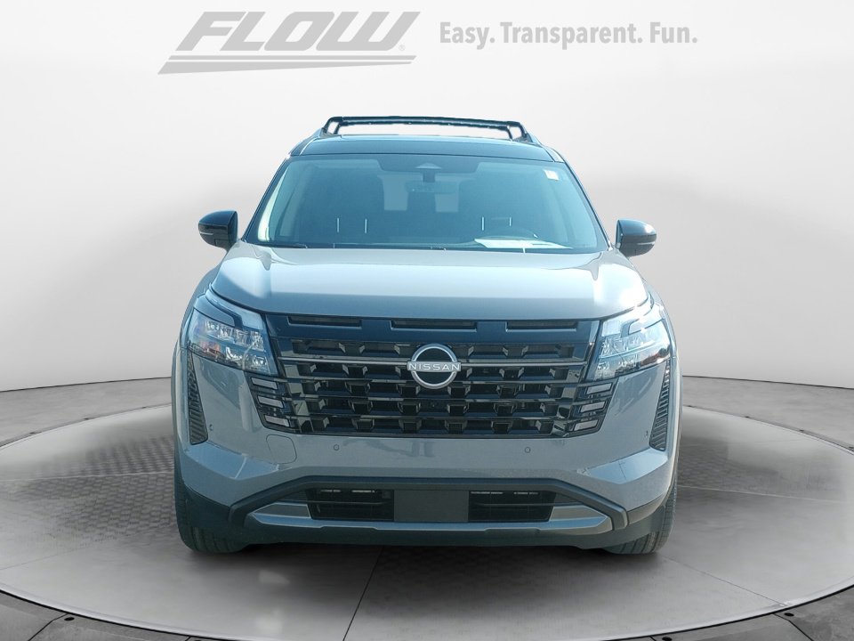 New 2026 Nissan Pathfinder Platinum FWD image 2