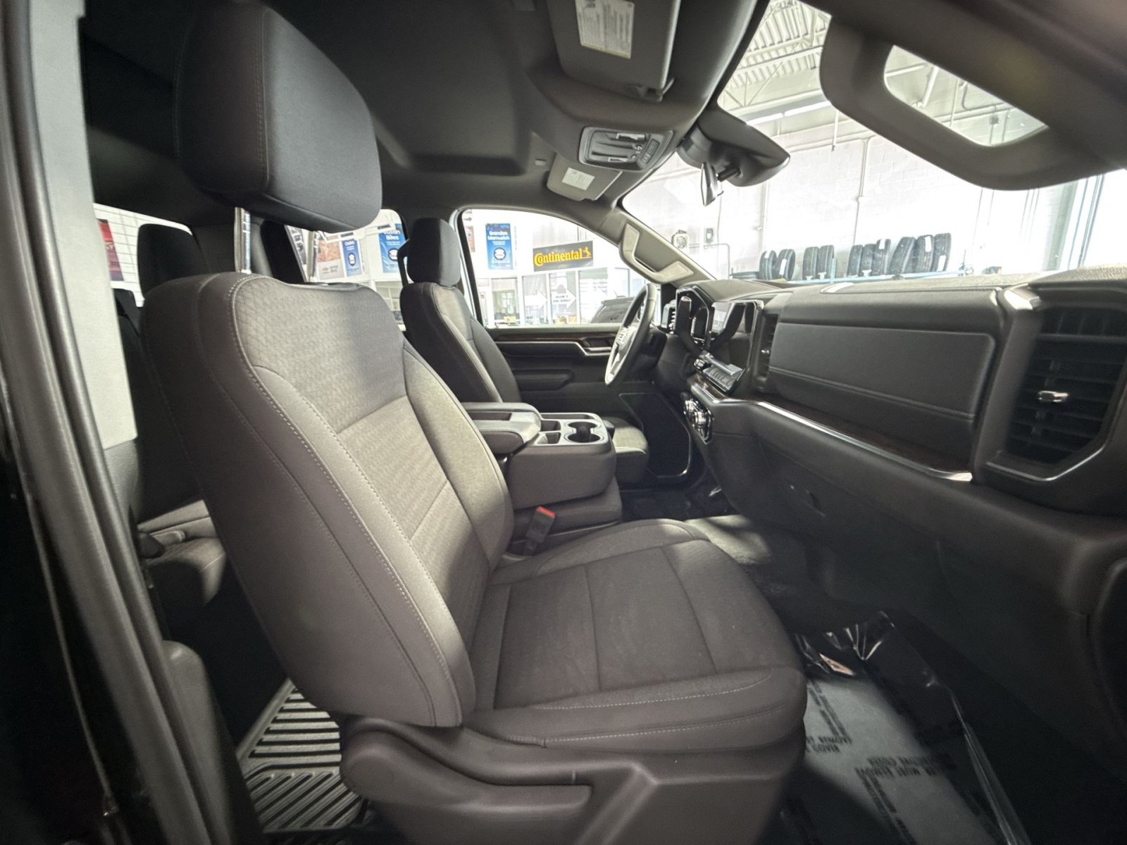 Used 2023 GMC Sierra 1500 Elevation AWD/4WD image 26