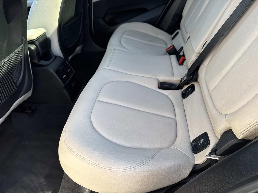 Used 2021 BMW X1 sDrive28i w/ Convenience Package image 16