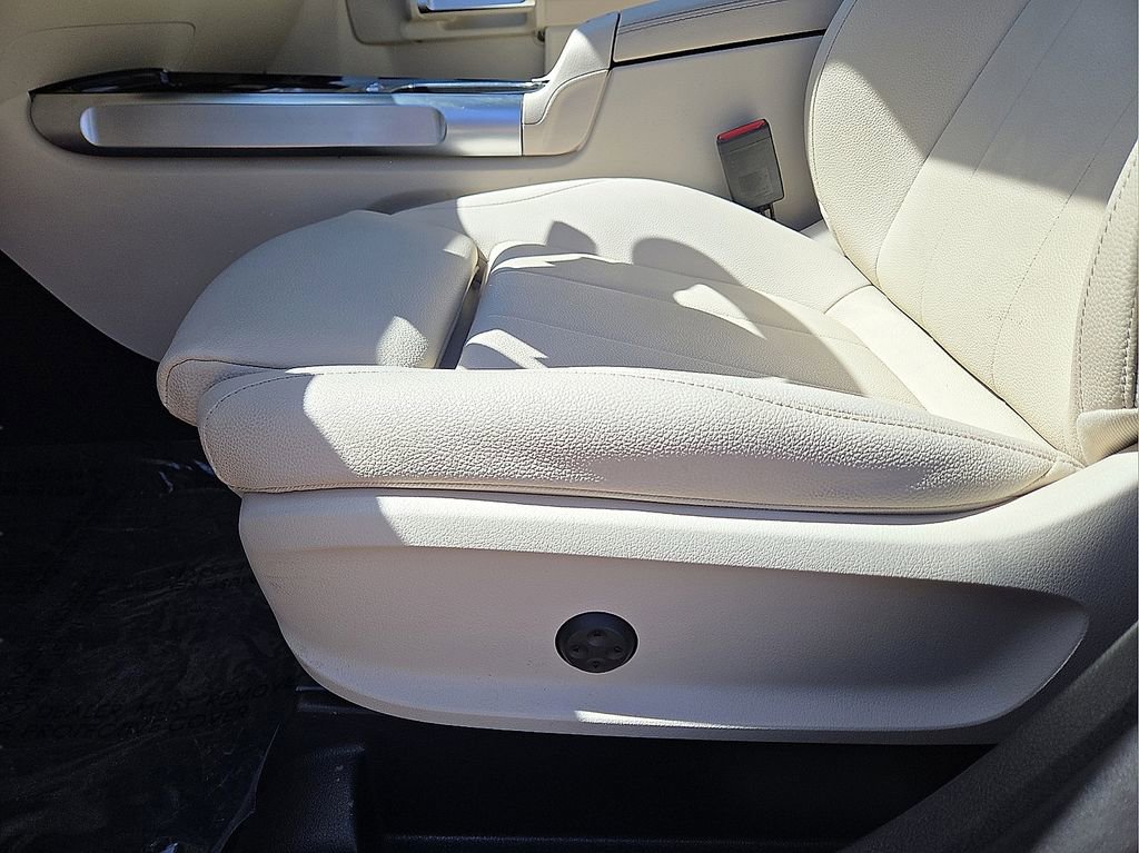 Used 2025 Mercedes-Benz GLB 250 image 23