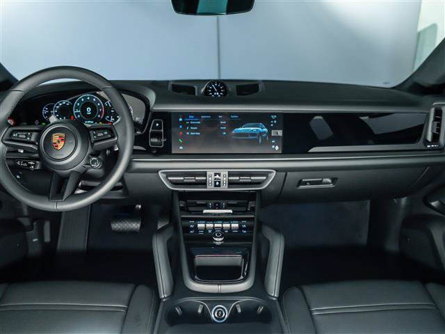 New 2026 Porsche Cayenne Coupe AWD/4WD image 18