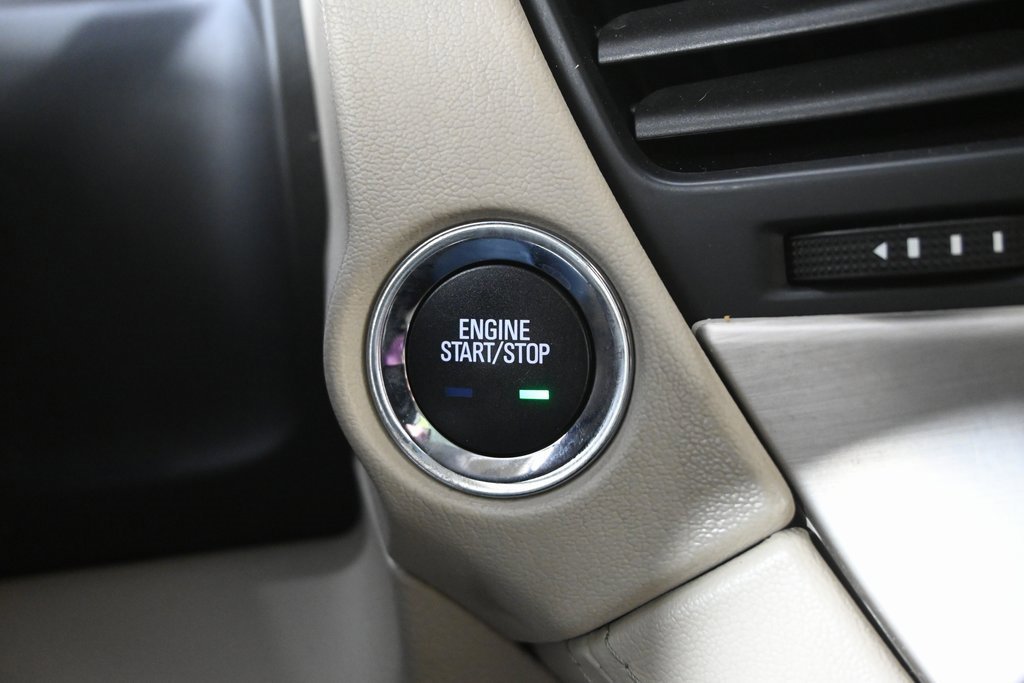 Used 2017 GMC Yukon Denali image 34